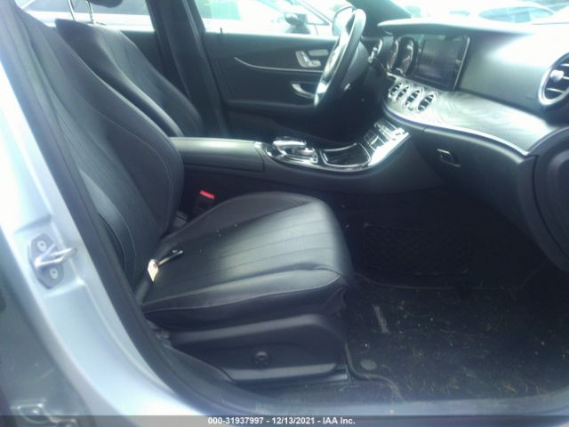 Photo 4 VIN: WDDZF4KB1HA237961 - MERCEDES-BENZ E-CLASS 