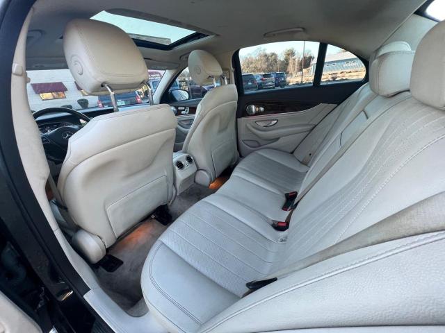 Photo 5 VIN: WDDZF4KB1HA238866 - MERCEDES-BENZ E 300 4MAT 