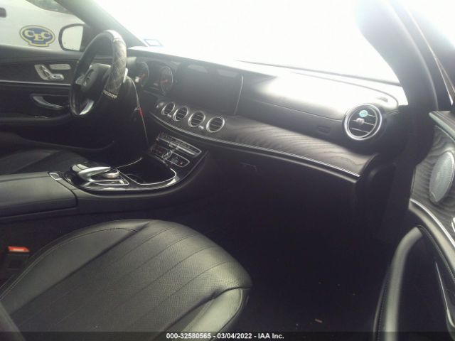 Photo 4 VIN: WDDZF4KB2HA187703 - MERCEDES-BENZ E-CLASS 