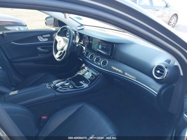 Photo 4 VIN: WDDZF4KB3HA171283 - MERCEDES-BENZ E-CLASS 