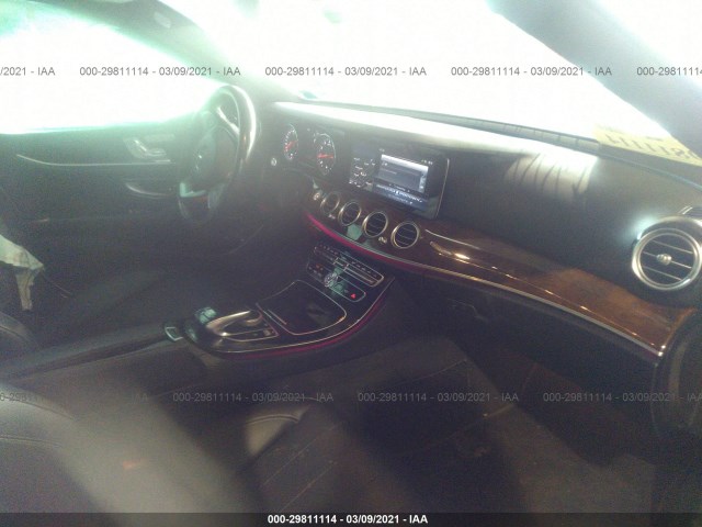 Photo 4 VIN: WDDZF4KB3HA192604 - MERCEDES-BENZ E-CLASS 