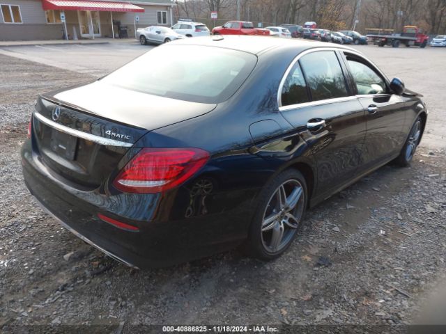 Photo 3 VIN: WDDZF4KB3KA659768 - MERCEDES-BENZ E-CLASS 