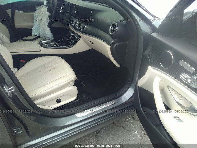 Photo 4 VIN: WDDZF4KB4HA088607 - MERCEDES-BENZ E-CLASS 