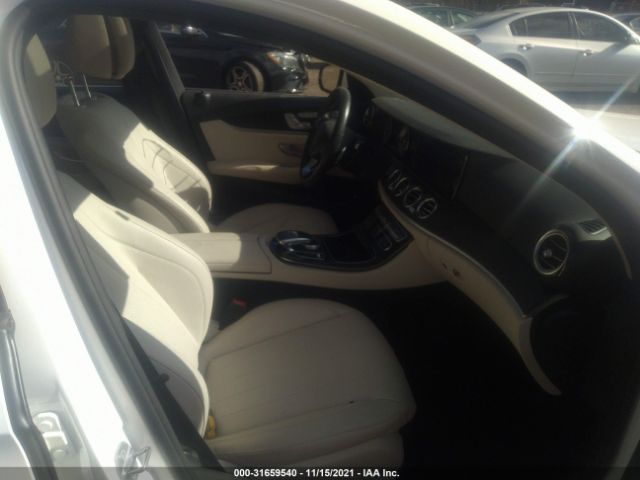 Photo 4 VIN: WDDZF4KB4HA145761 - MERCEDES-BENZ E-CLASS 