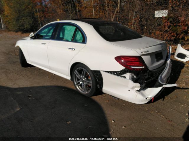 Photo 2 VIN: WDDZF4KB5KA558733 - MERCEDES-BENZ E-CLASS 