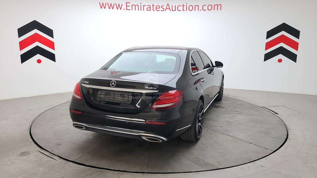 Photo 12 VIN: WDDZF4KB7HA176986 - MERCEDES E 