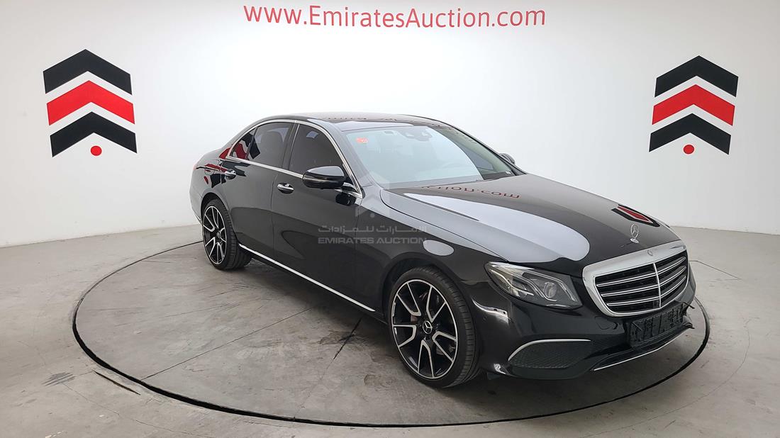 Photo 13 VIN: WDDZF4KB7HA176986 - MERCEDES E 