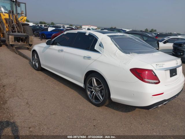 Photo 2 VIN: WDDZF4KB7KA596108 - MERCEDES-BENZ E-CLASS 