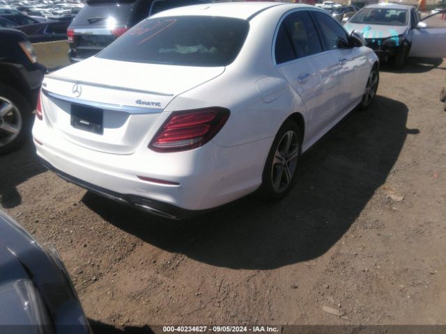 Photo 3 VIN: WDDZF4KB8HA146234 - MERCEDES-BENZ E-CLASS 