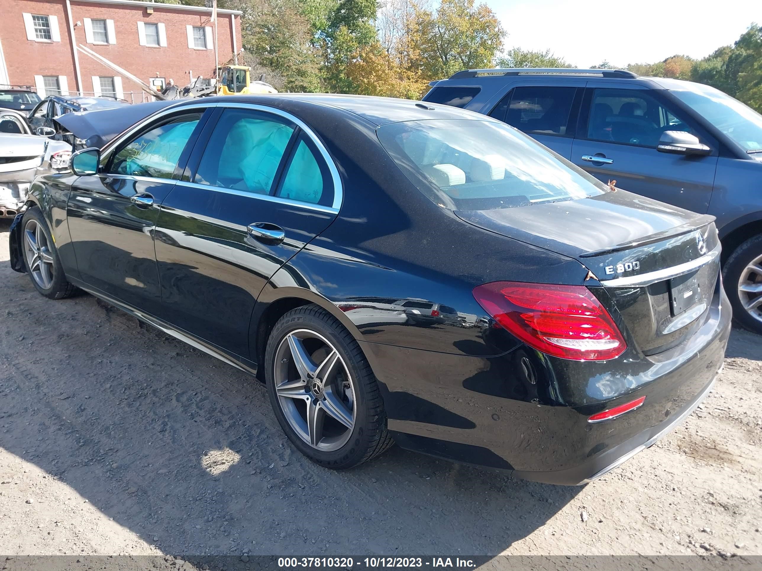 Photo 2 VIN: WDDZF4KB8JA370738 - MERCEDES-BENZ E-KLASSE 