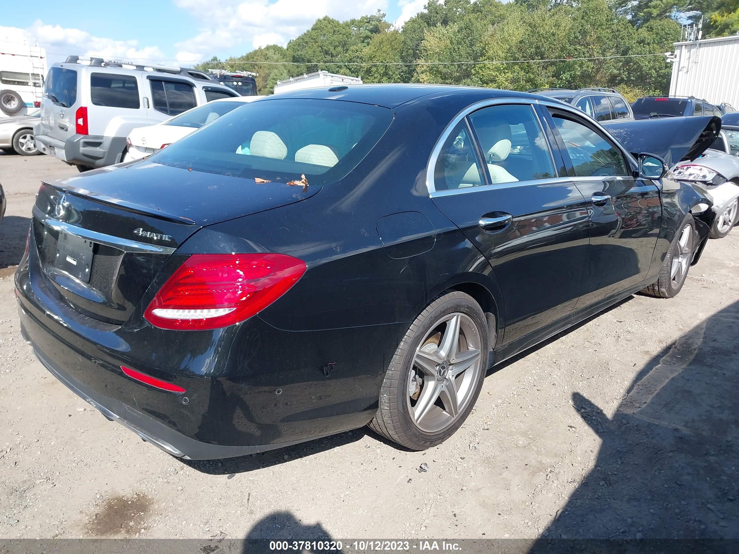 Photo 3 VIN: WDDZF4KB8JA370738 - MERCEDES-BENZ E-KLASSE 