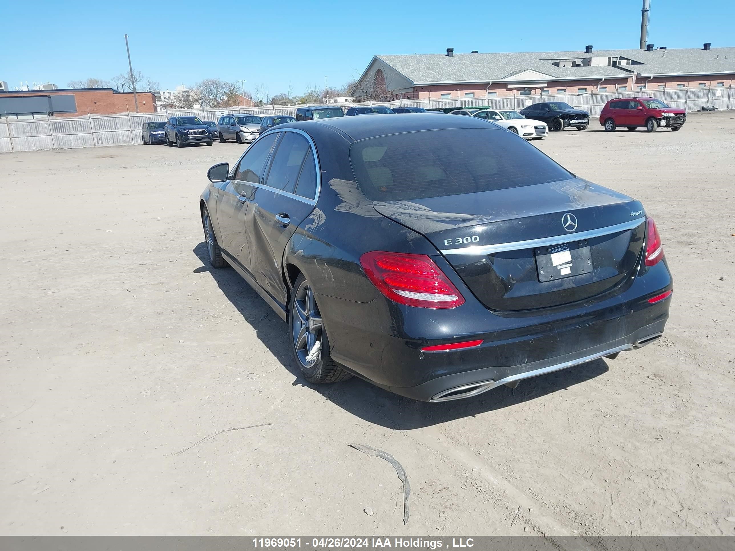 Photo 2 VIN: WDDZF4KB9HA044005 - MERCEDES-BENZ NULL 