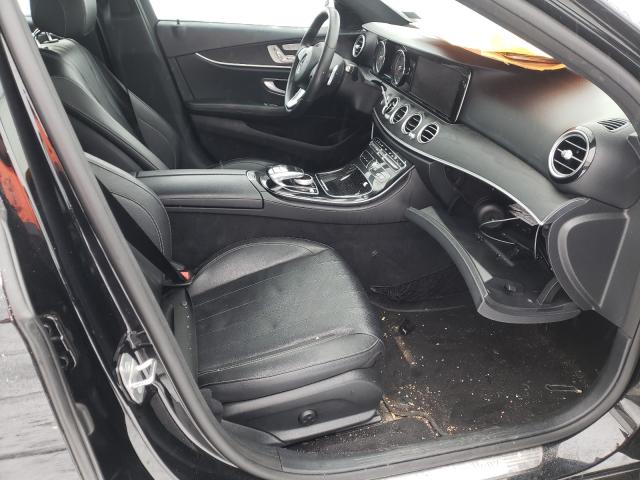 Photo 4 VIN: WDDZF4KB9HA187651 - MERCEDES-BENZ E 300 4MAT 