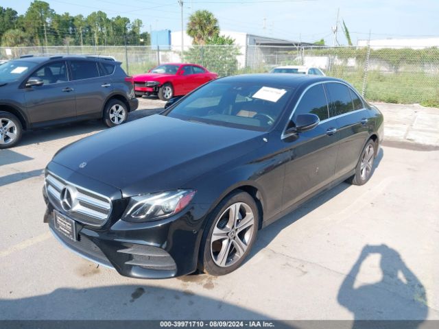 Photo 1 VIN: WDDZF4KB9JA425598 - MERCEDES-BENZ E-CLASS 