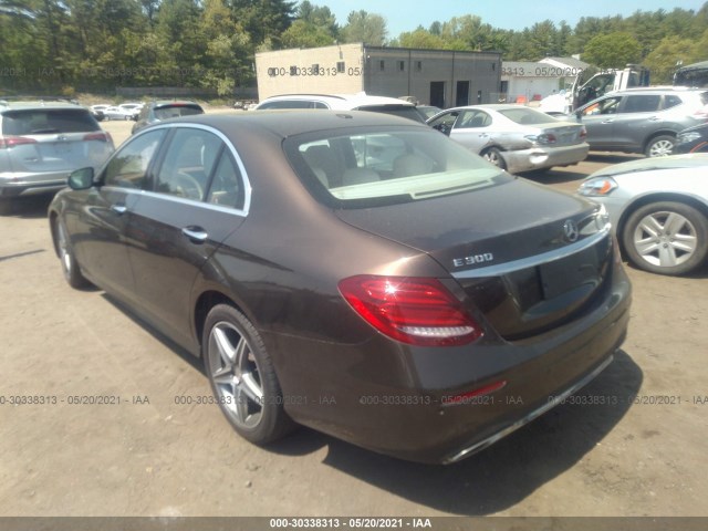 Photo 2 VIN: WDDZF4KBXHA116829 - MERCEDES-BENZ E-CLASS 