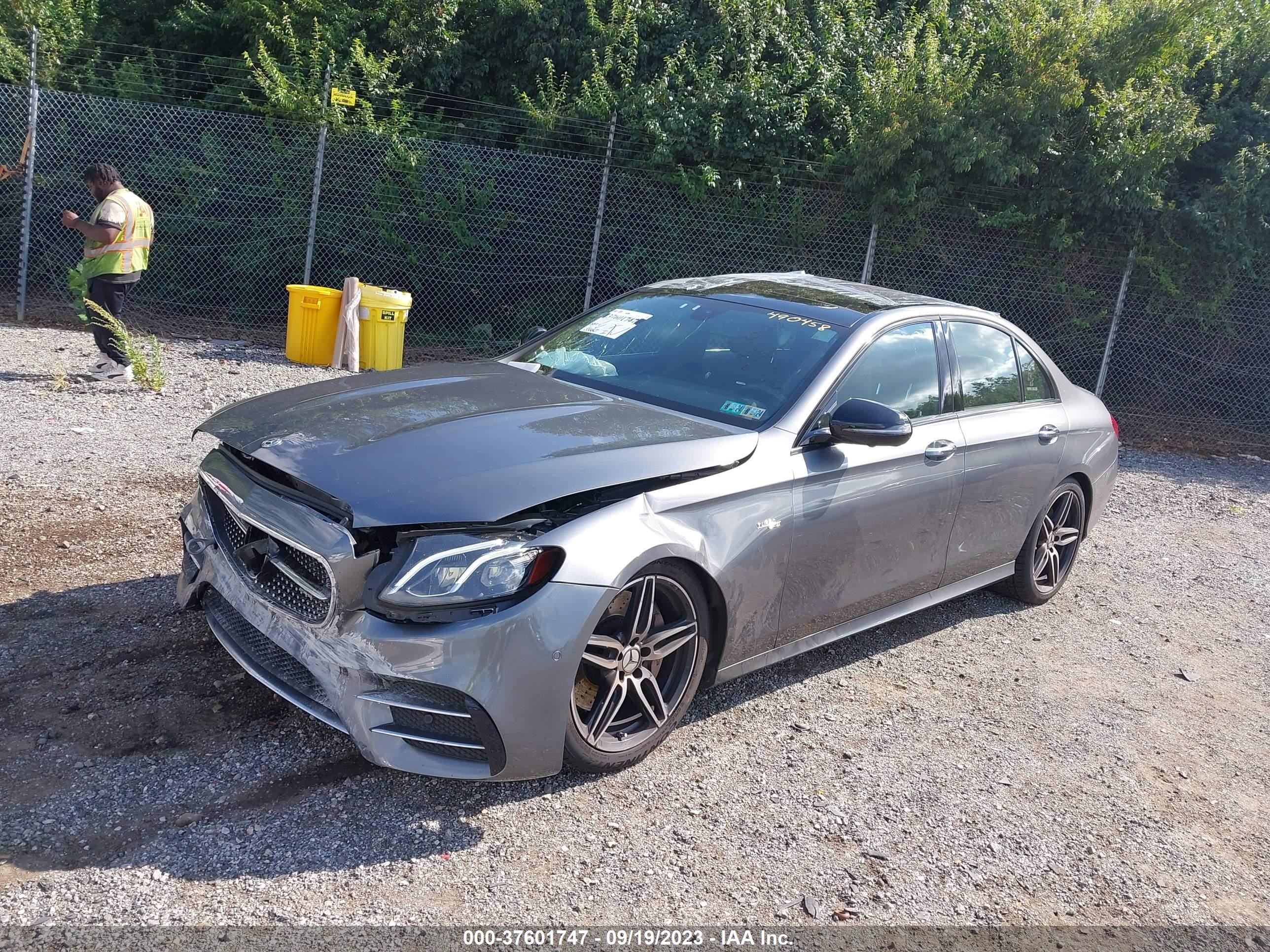 Photo 1 VIN: WDDZF6BB3KA490458 - MERCEDES-BENZ E-KLASSE 