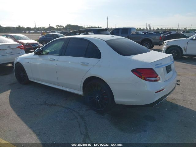 Photo 2 VIN: WDDZF6EB0HA252460 - MERCEDES-BENZ AMG E 43 