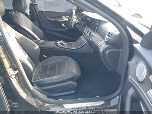 Photo 4 VIN: WDDZF6EB0JA477161 - MERCEDES-BENZ E-CLASS 