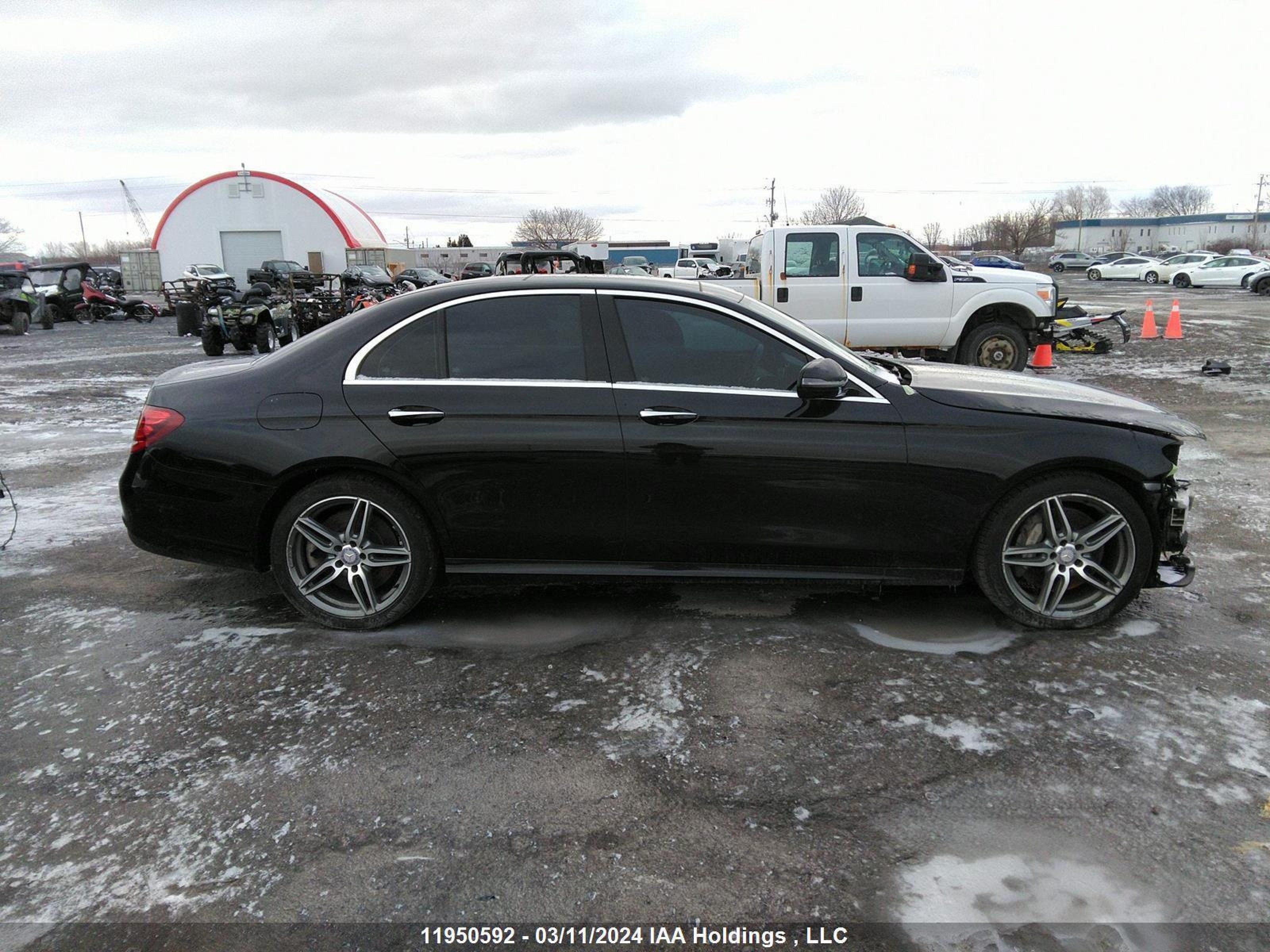 Photo 13 VIN: WDDZF6GB1HA110566 - MERCEDES-BENZ NULL 