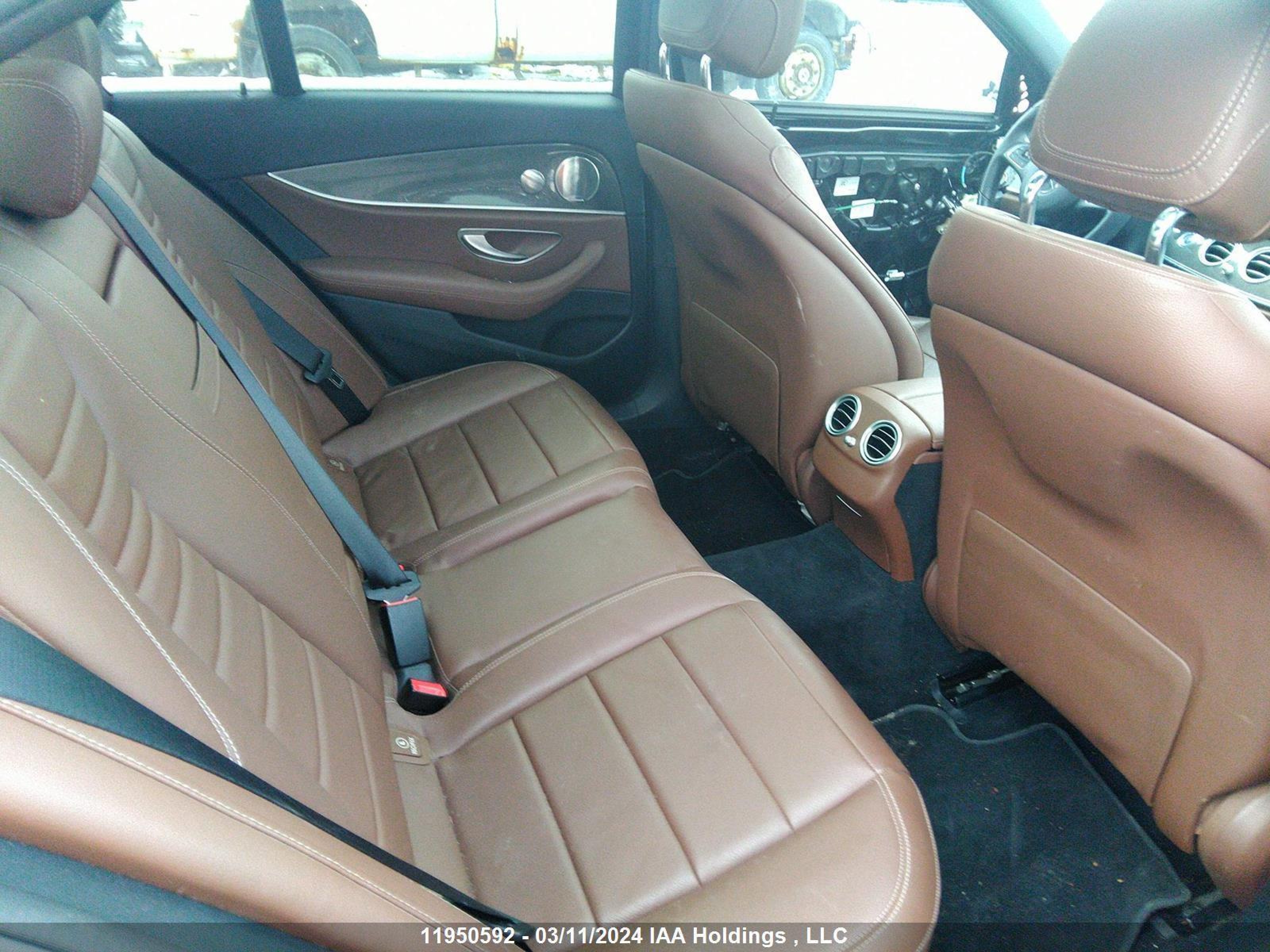 Photo 7 VIN: WDDZF6GB1HA110566 - MERCEDES-BENZ NULL 