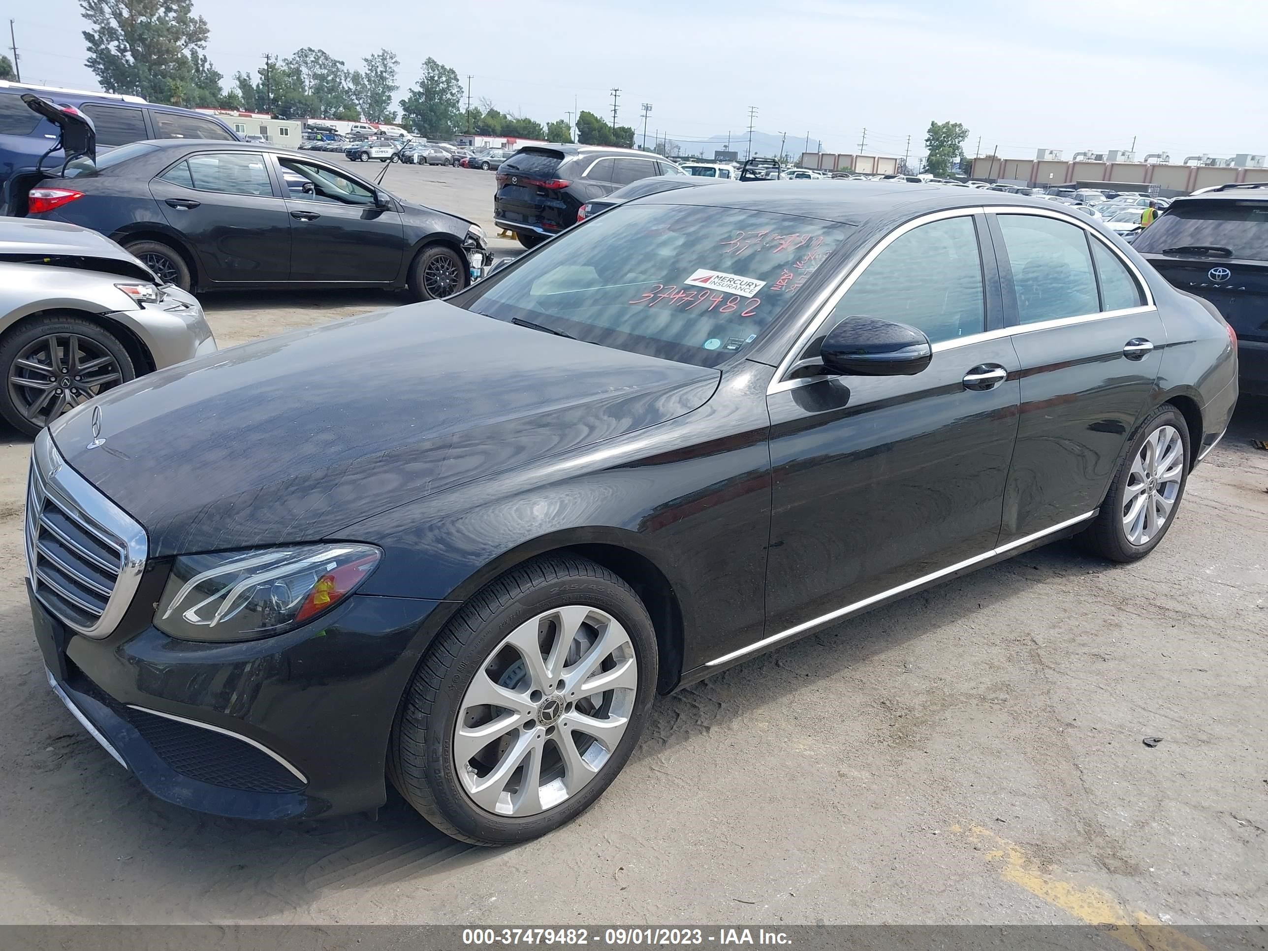 Photo 1 VIN: WDDZF6JB1KA564137 - MERCEDES-BENZ E-KLASSE 