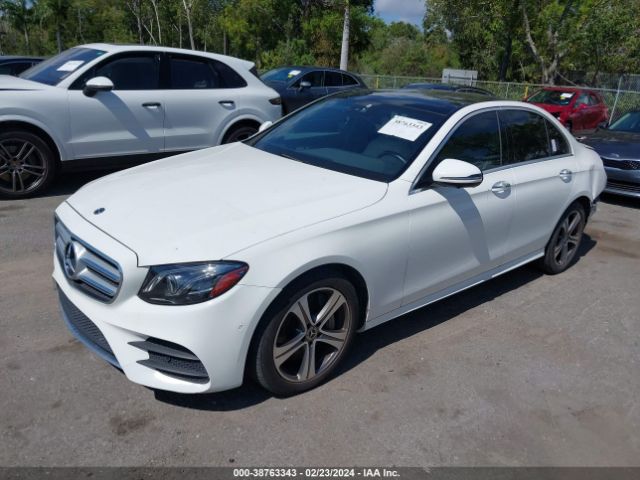 Photo 1 VIN: WDDZF6JB2KA646636 - MERCEDES-BENZ E-KLASSE 