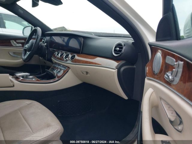 Photo 4 VIN: WDDZF6JB5KA568157 - MERCEDES-BENZ E 450 