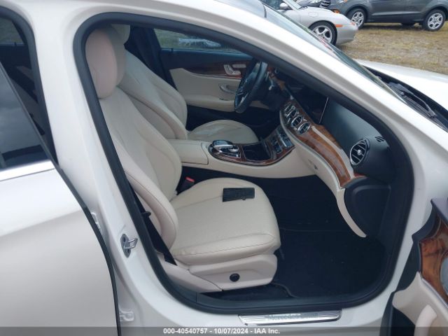 Photo 4 VIN: WDDZF6JB8KA596096 - MERCEDES-BENZ E-CLASS 