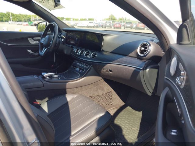 Photo 4 VIN: WDDZF6JB9LA743916 - MERCEDES-BENZ E-CLASS 