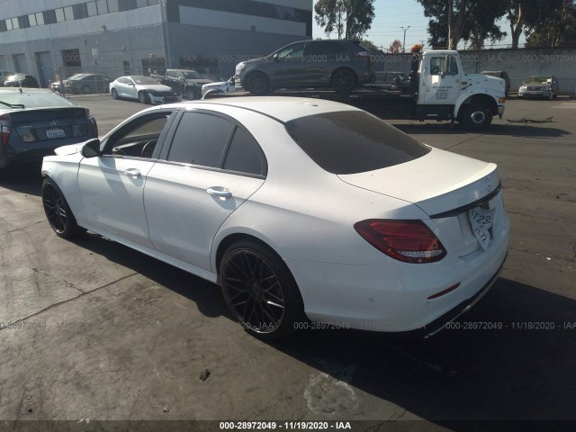 Photo 2 VIN: WDDZF8DB4LA751896 - MERCEDES-BENZ E-CLASS 