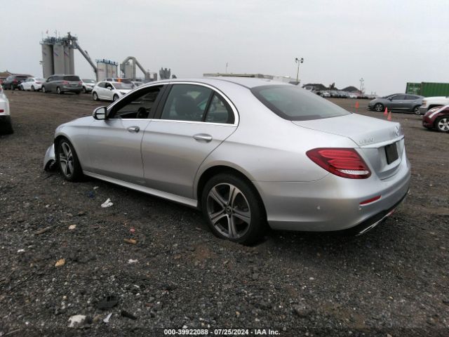 Photo 2 VIN: WDDZF8EB1LA731555 - MERCEDES-BENZ E-CLASS 