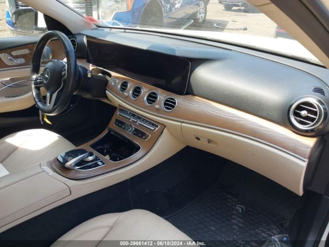 Photo 4 VIN: WDDZF8EB9LA756820 - MERCEDES-BENZ E-CLASS 