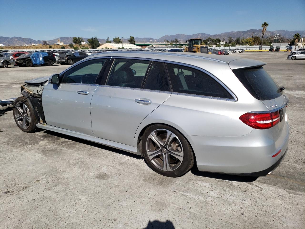 Photo 1 VIN: WDDZH6JBXKA637855 - MERCEDES-BENZ E-CLASS 