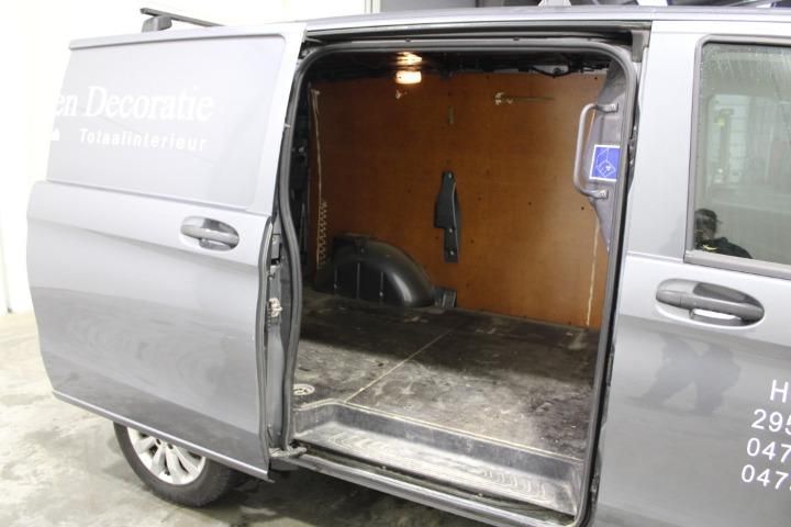 Photo 17 VIN: WDF44760113050829 - MERCEDES-BENZ VITO PANEL VAN 