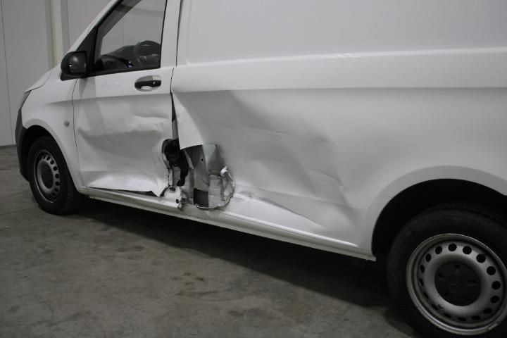 Photo 6 VIN: WDF44760313022974 - MERCEDES-BENZ VITO PANEL VAN 