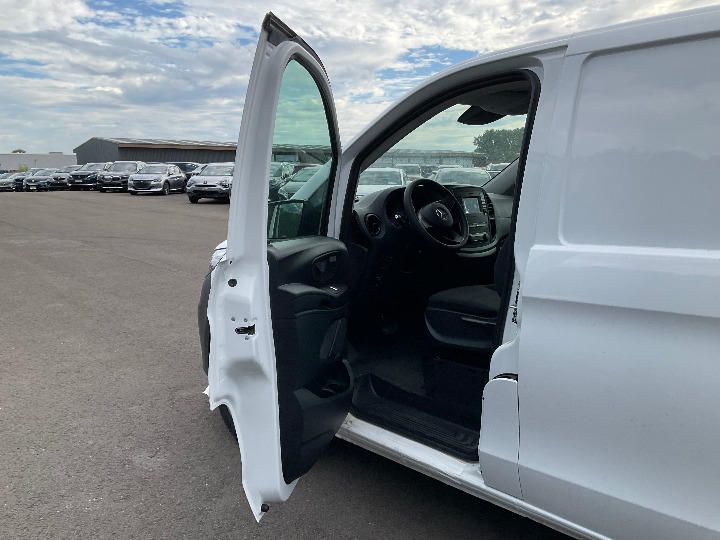 Photo 9 VIN: WDF44760313681322 - MERCEDES-BENZ VITO PANEL VAN 