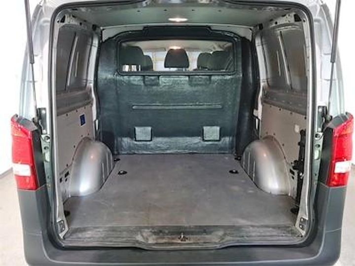 Photo 8 VIN: WDF44770313197811 - MERCEDES-BENZ VITO 114 FOURGON MWB DSL - 2015 