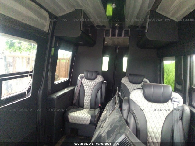 Photo 7 VIN: WDPFE7CD7GP229112 - FREIGHTLINER SPRINTER 2500 