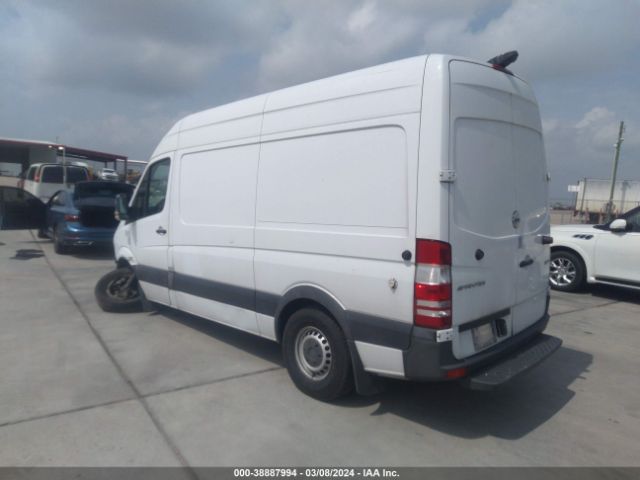 Photo 2 VIN: WDYPE7CD5JP618984 - FREIGHTLINER SPRINTER 2500 