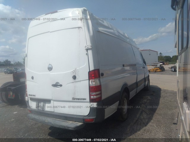 Photo 3 VIN: WDYPE8CC0C5661883 - FREIGHTLINER SPRINTER 