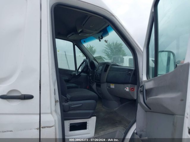 Photo 4 VIN: WDYPE8DCXFP127328 - FREIGHTLINER SPRINTER 