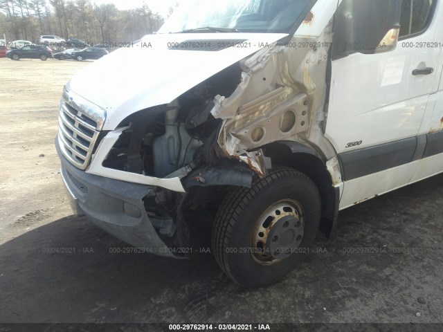 Photo 5 VIN: WDYPF1CC4A5497295 - FREIGHTLINER SPRINTER 