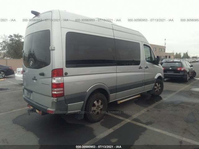 Photo 3 VIN: WDZPE7DCXE5878333 - MERCEDES-BENZ SPRINTER PASSENGER VANS 