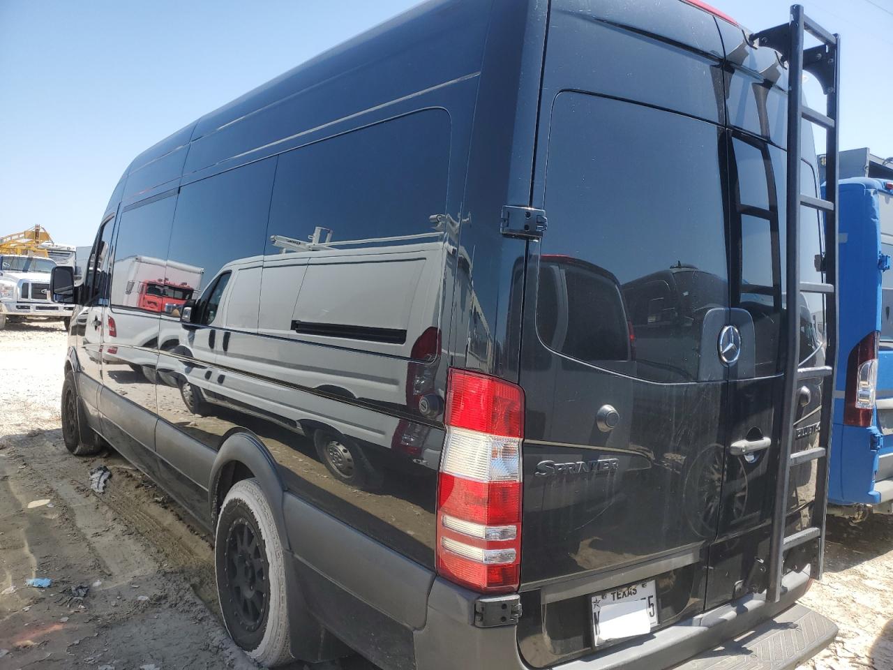 Photo 1 VIN: WDZPE8CC3C5691598 - MERCEDES-BENZ SPRINTER 