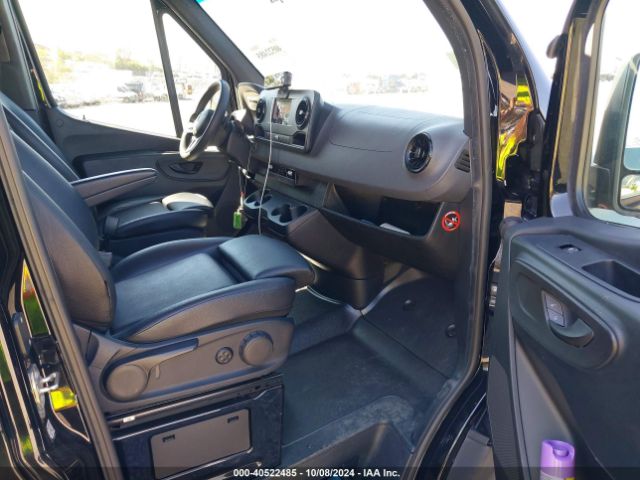 Photo 4 VIN: WDZPF1ED4KT015195 - MERCEDES-BENZ SPRINTER 