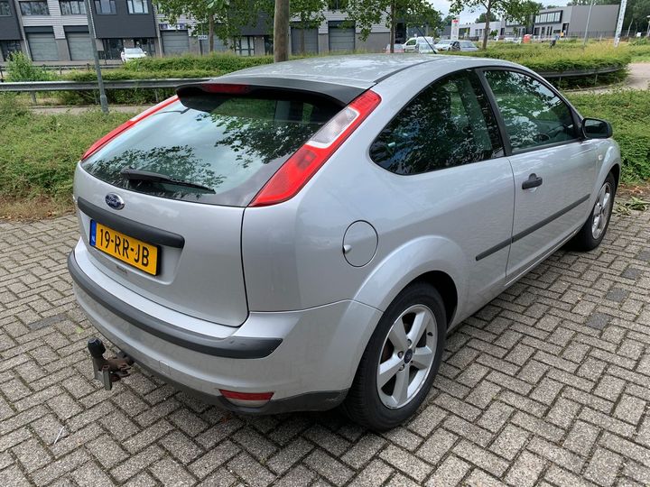 Photo 3 VIN: WF03XXGCD34S39118 - FORD FOCUS 