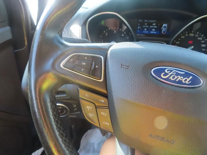 Photo 6 VIN: WF05XXGCC5FL58780 - FORD FOCUS 