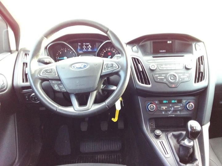 Photo 12 VIN: WF05XXGCC5FL58852 - FORD FOCUS 