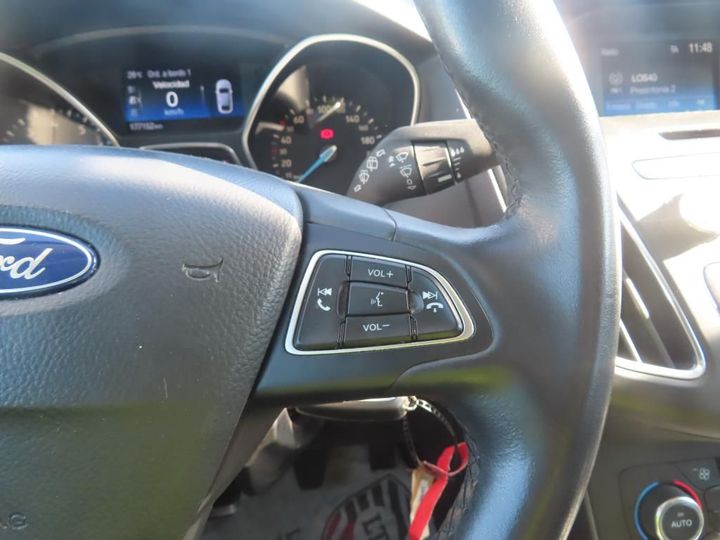 Photo 5 VIN: WF05XXGCC5FY12800 - FORD FOCUS 