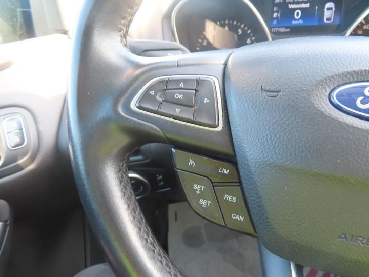 Photo 6 VIN: WF05XXGCC5FY12800 - FORD FOCUS 